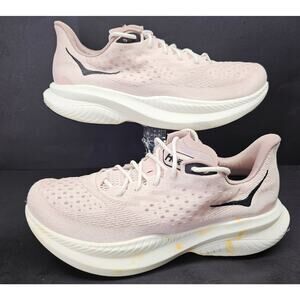 Hoka Women 11 Comfy footwear